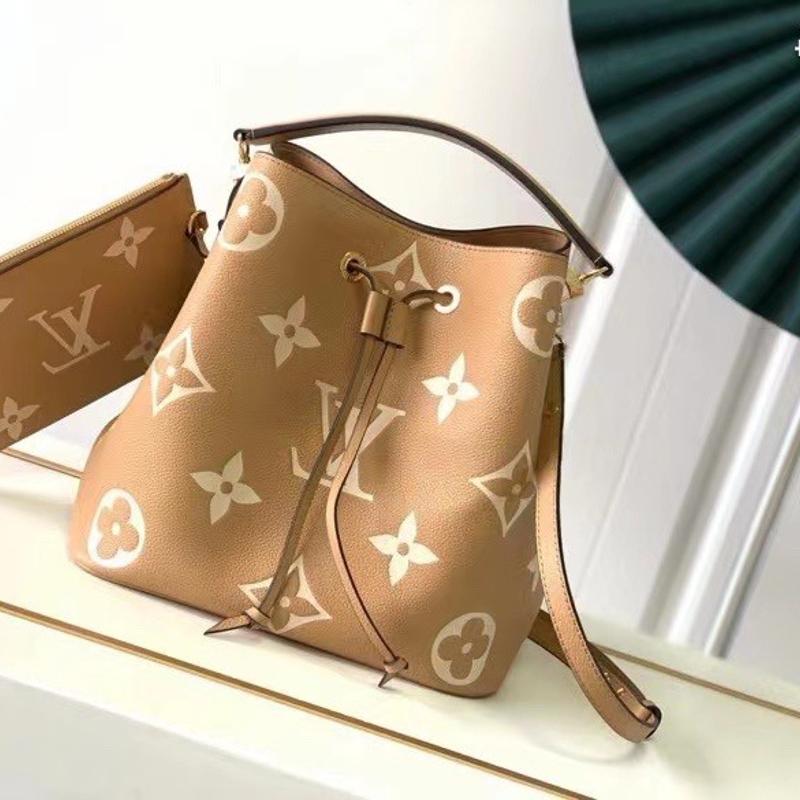 LV Shoulder Handbags M45808 Brown